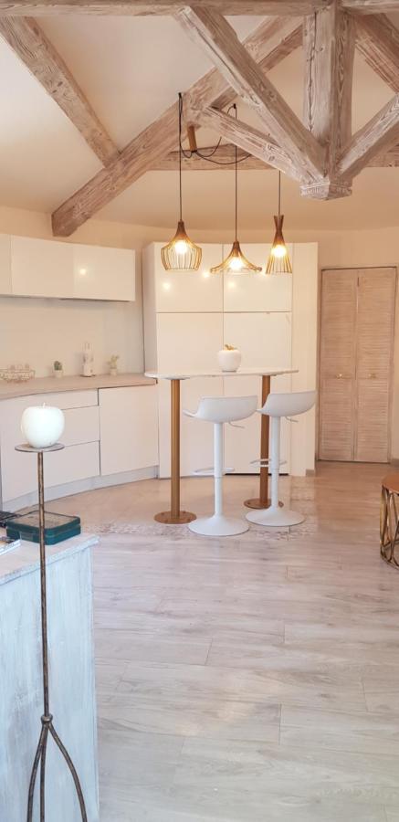 Studio Villa Chateau Currault 무젱 외부 사진