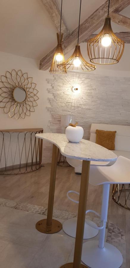 Studio Villa Chateau Currault 무젱 외부 사진