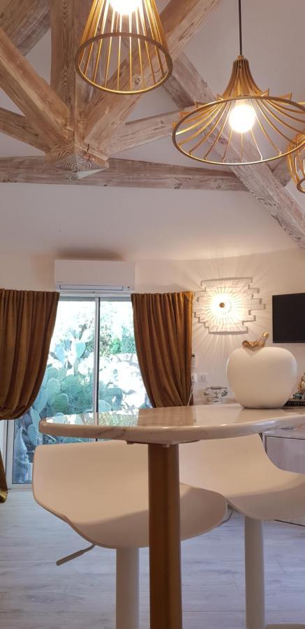 Studio Villa Chateau Currault 무젱 외부 사진
