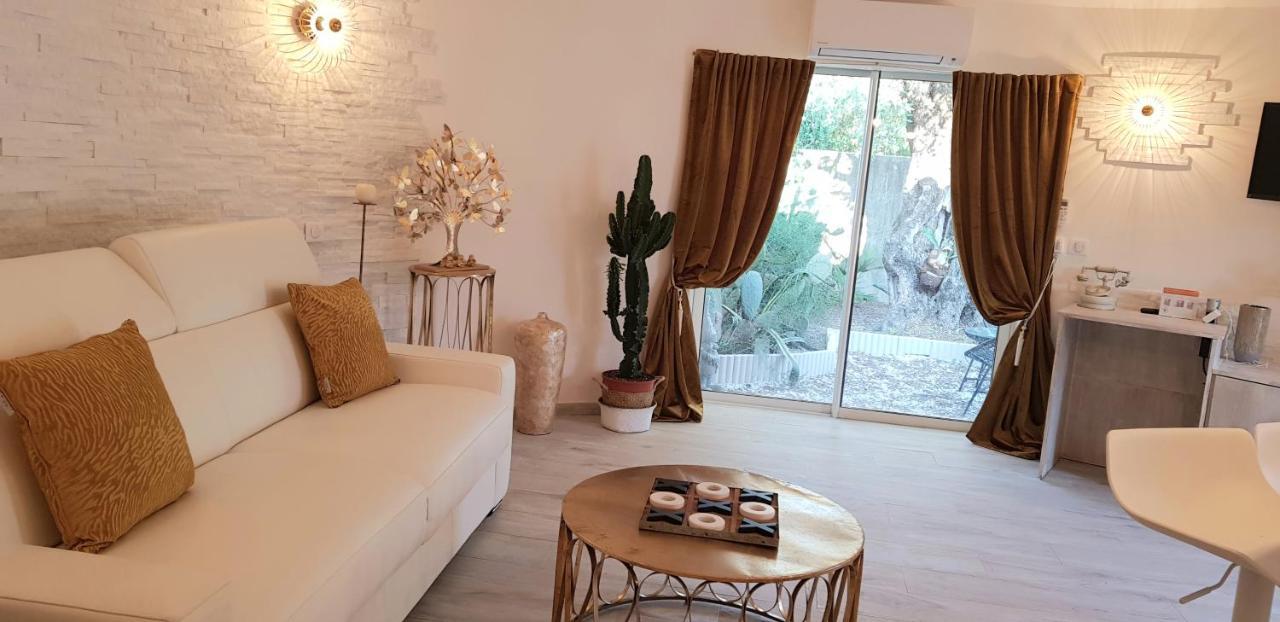 Studio Villa Chateau Currault 무젱 외부 사진