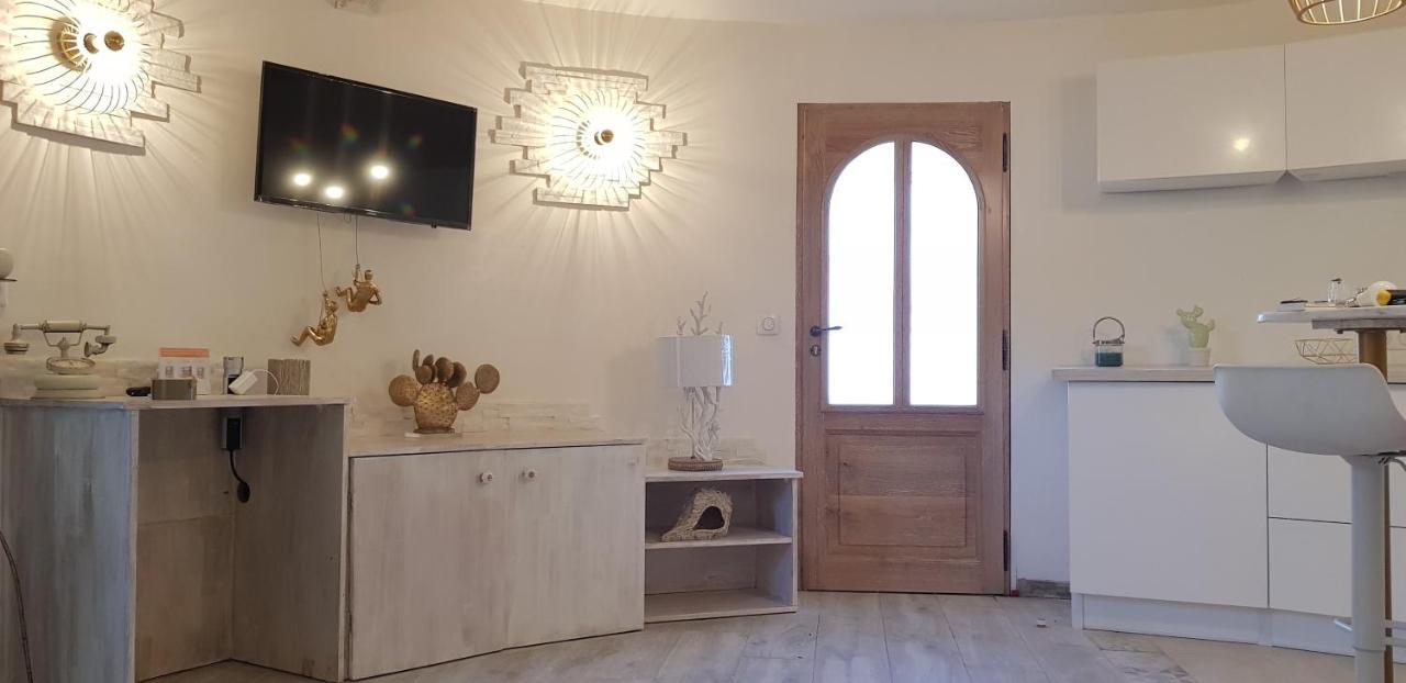 Studio Villa Chateau Currault 무젱 외부 사진
