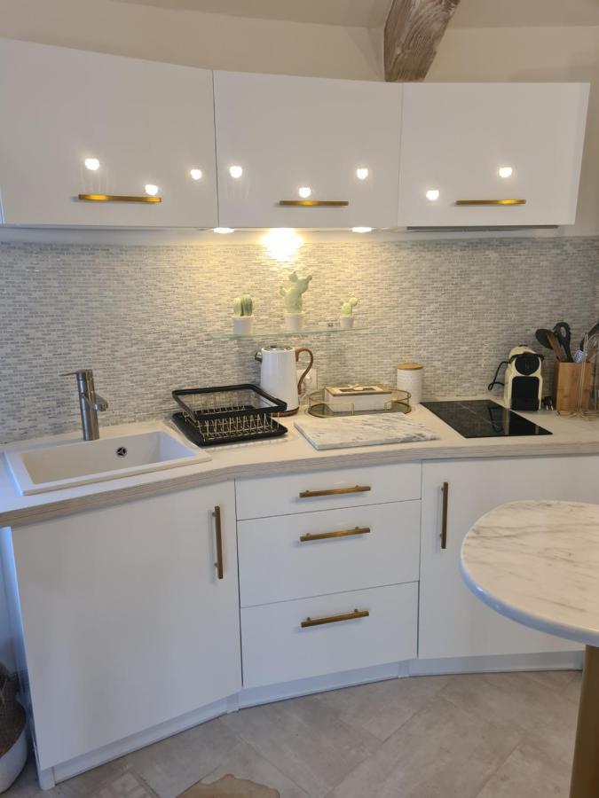 Studio Villa Chateau Currault 무젱 외부 사진
